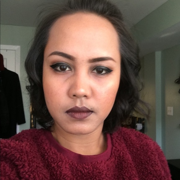 Meet your Posher, Porntawan - Picture 1 of 1